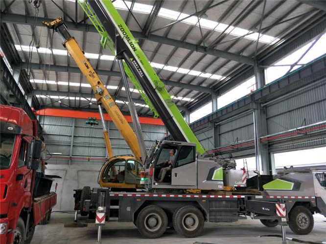 成安县高空车出租需要注意哪些安全事项？